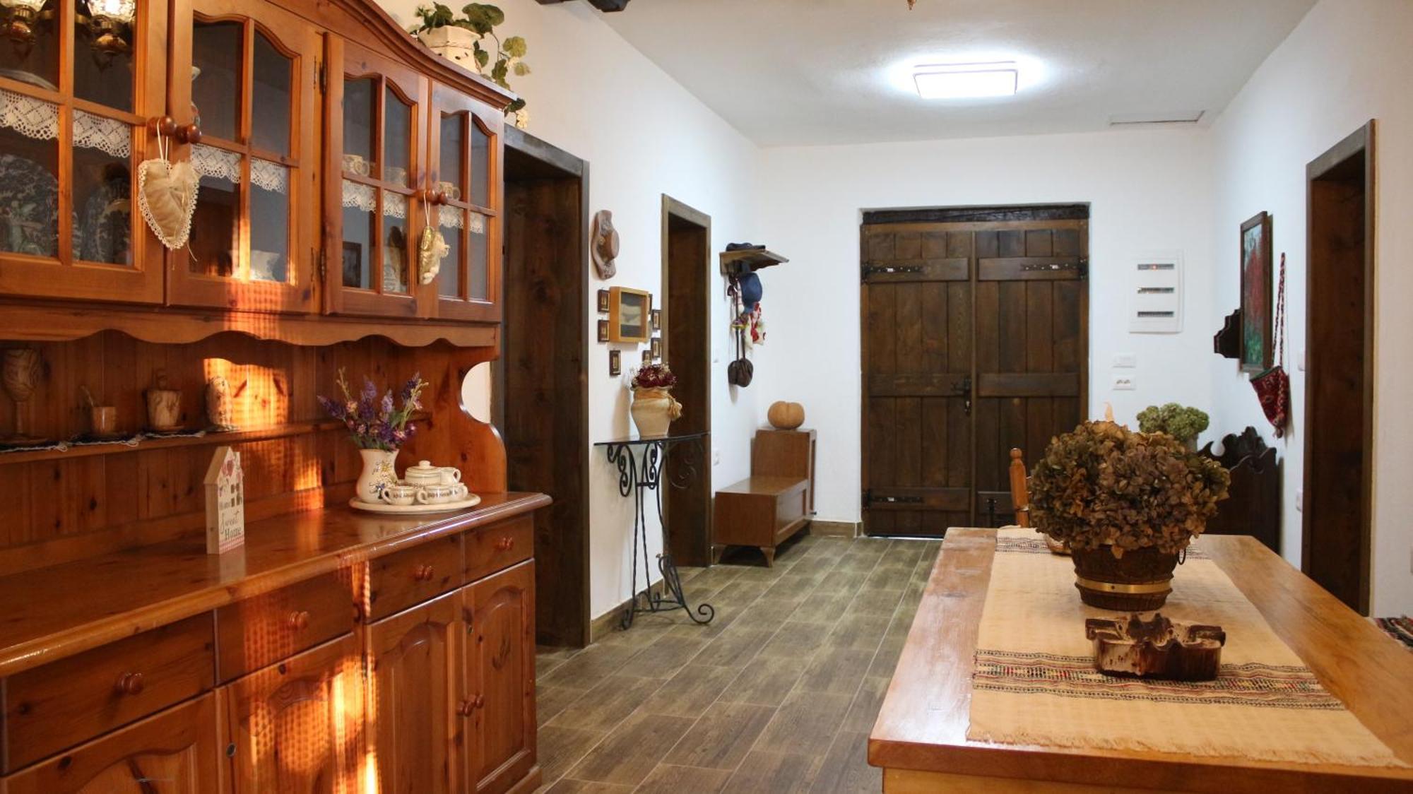 "Per Mik" Cottage In Vineyard Shkoder Bagian luar foto